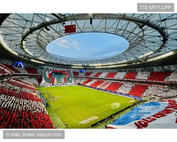 后场短传建立进攻遇阻 亚冠蓉城球摘不出去成死结 后场短传建立进攻遇阻 亚冠蓉城球摘不出去成死结